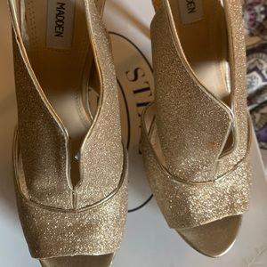Steve Madden Gold Glitter Heels-Never Worn
